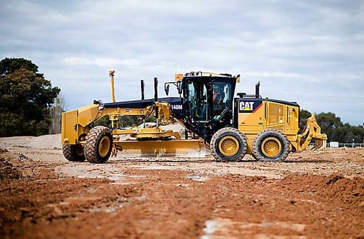 CAT 140M Motor Grader 2