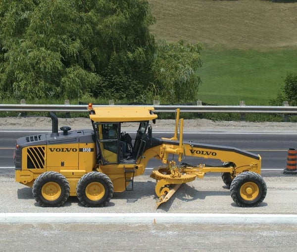 Volvo G930 grader