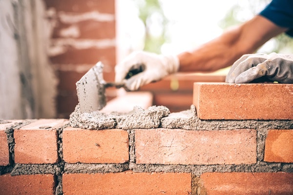 apprentice-bricklayer
