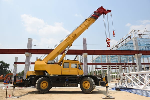 mobile-crane-machine-construction-building 