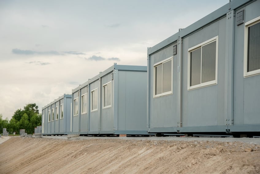 Mobile site accommodation units on a construction site