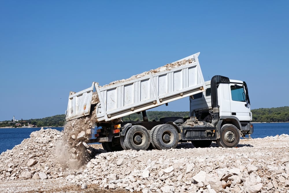 tipper truck hire