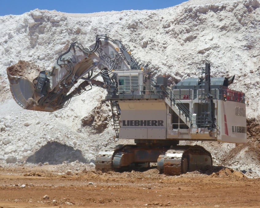 liebherr-R9800