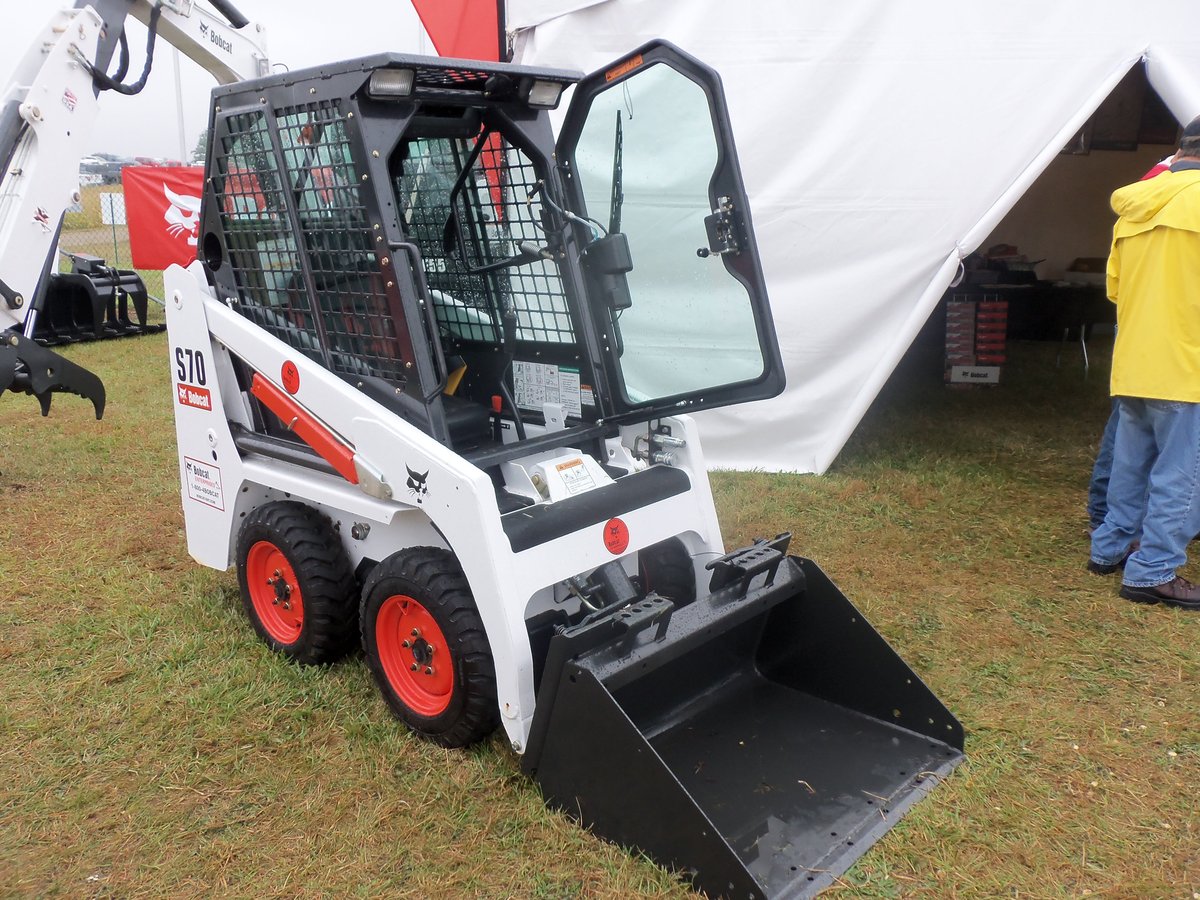 Bobcat S70 | Bobcat Quality in a Tiny Package | Bobcat Central, Inc