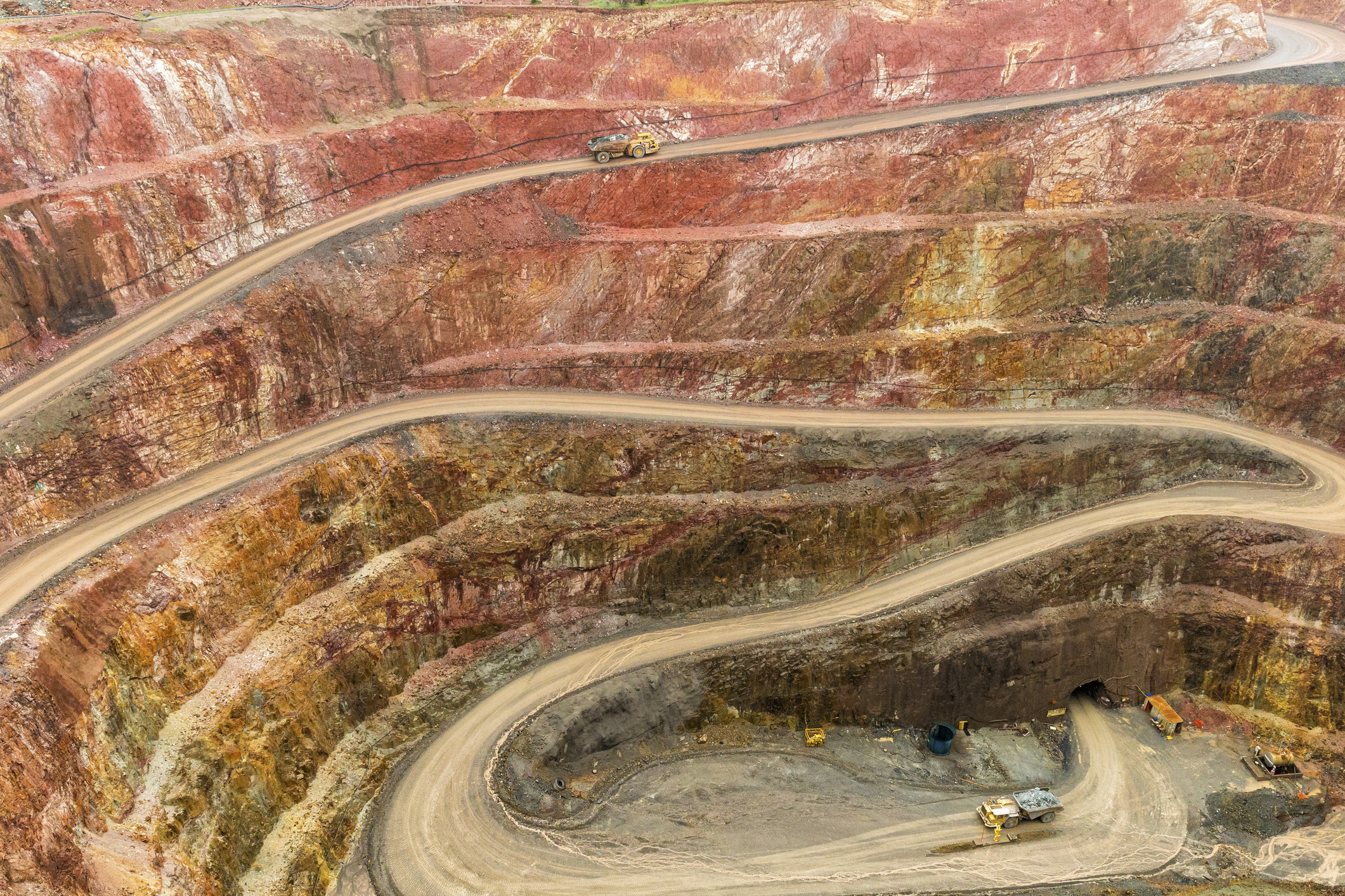 The Top 6 Biggest Gold Mines In Australia | Iseekplant